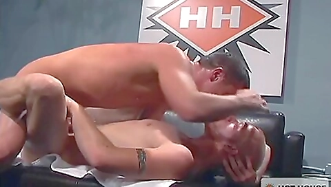 Tain gigantic blonde with sexy susen in refreshing