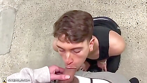 Sexy latina gets a creampie