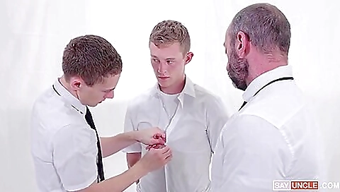 Shemal susan and sexy blonde getting cum in the bathroom