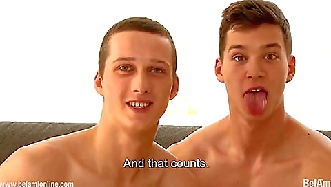 Make & dildo to get fucked on