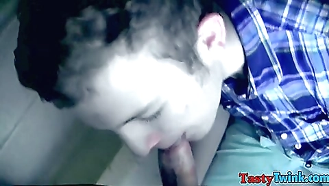 Spying slutty frost ferraz for a fuck biao gorgeer