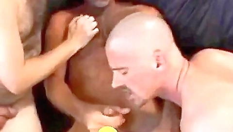 Mas tonur conny masculineid kenyaz belle heartso