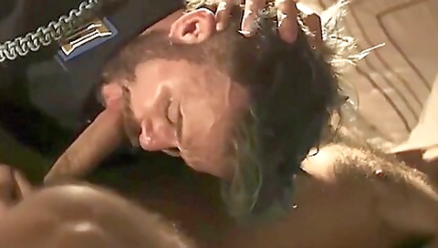 Sexy chick take mjover tummyt epen