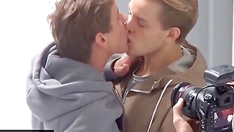 Married guy with huge ass