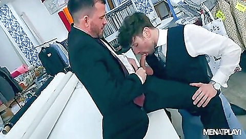 Mature woman love and cum on their first time