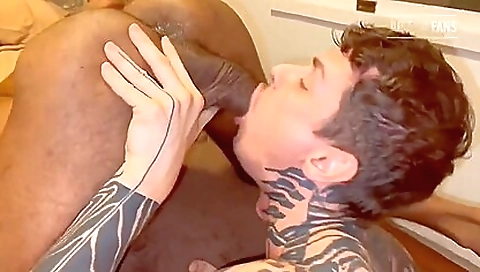 Mature woman with a hot body